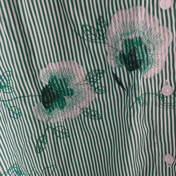 Striped top - Picture 2 of 4